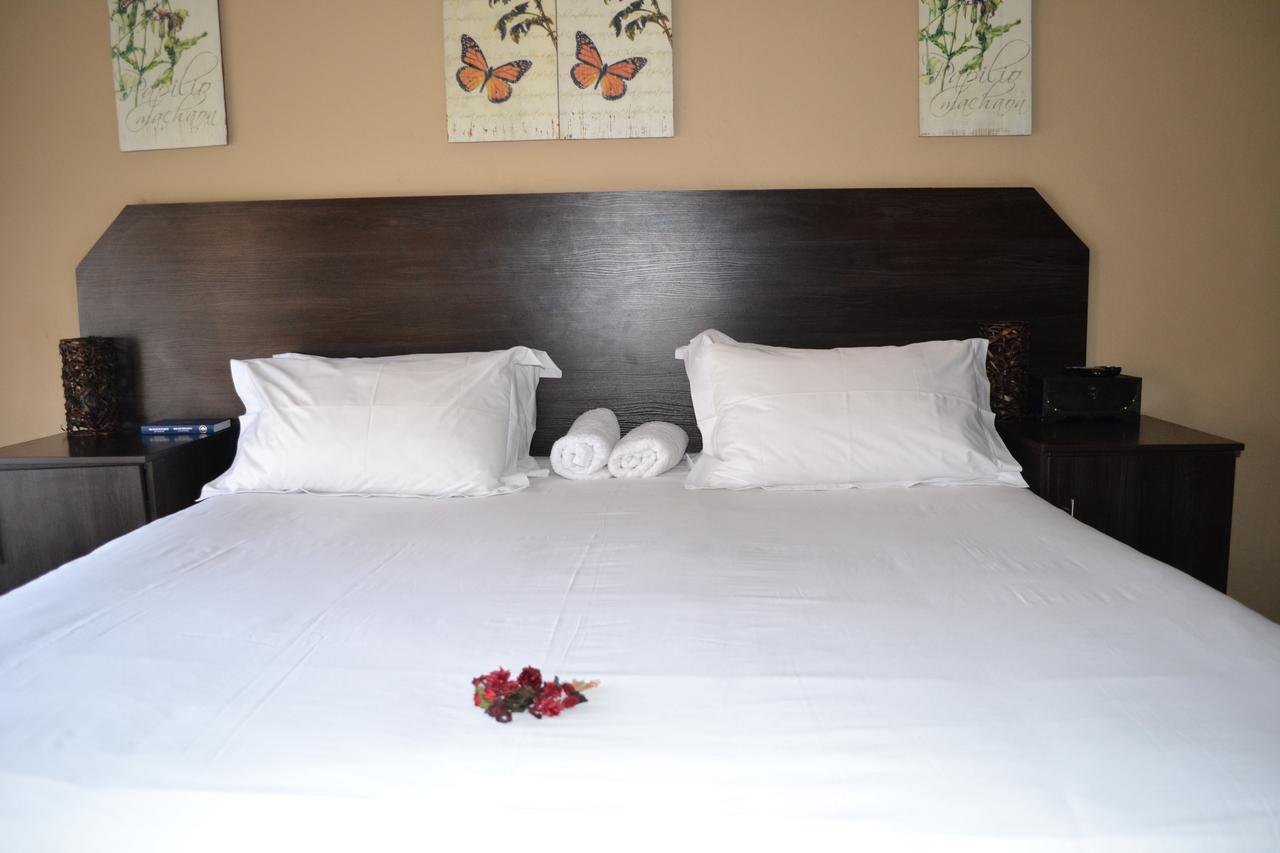 Oasis Of Life Guest House วิตแบงก์ ภายนอก รูปภาพ